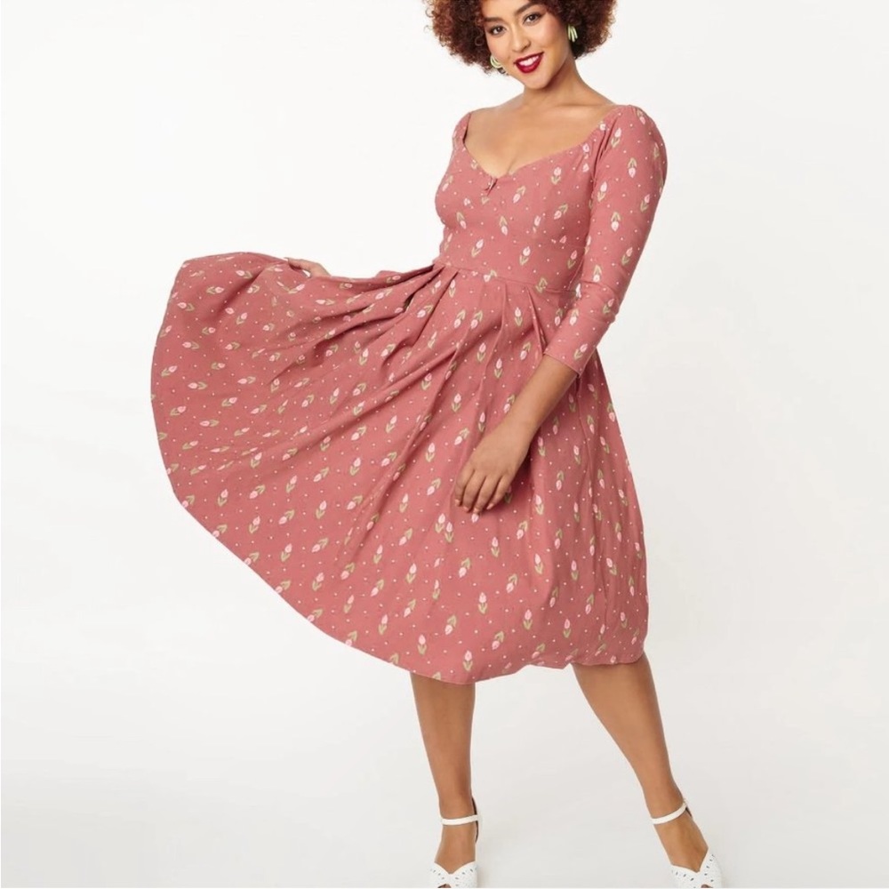 Unique Vintage Pink Floral Tulip Dress - Picture 3 of 10